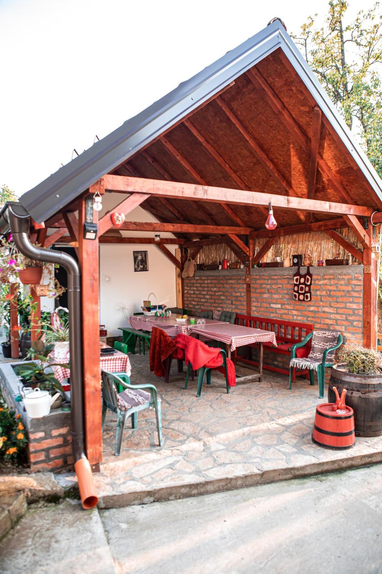 Prenociste Lelic Vila Valjevo Exterior foto