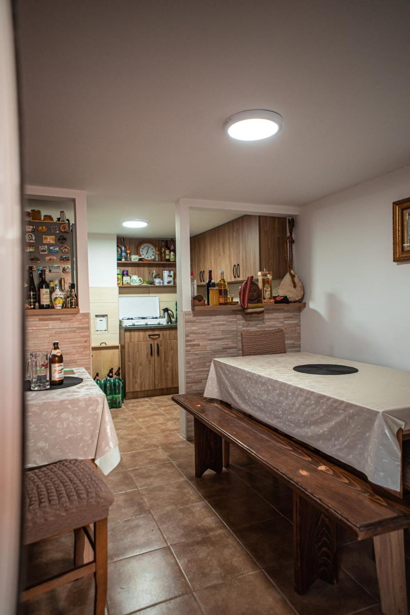 Prenociste Lelic Vila Valjevo Exterior foto