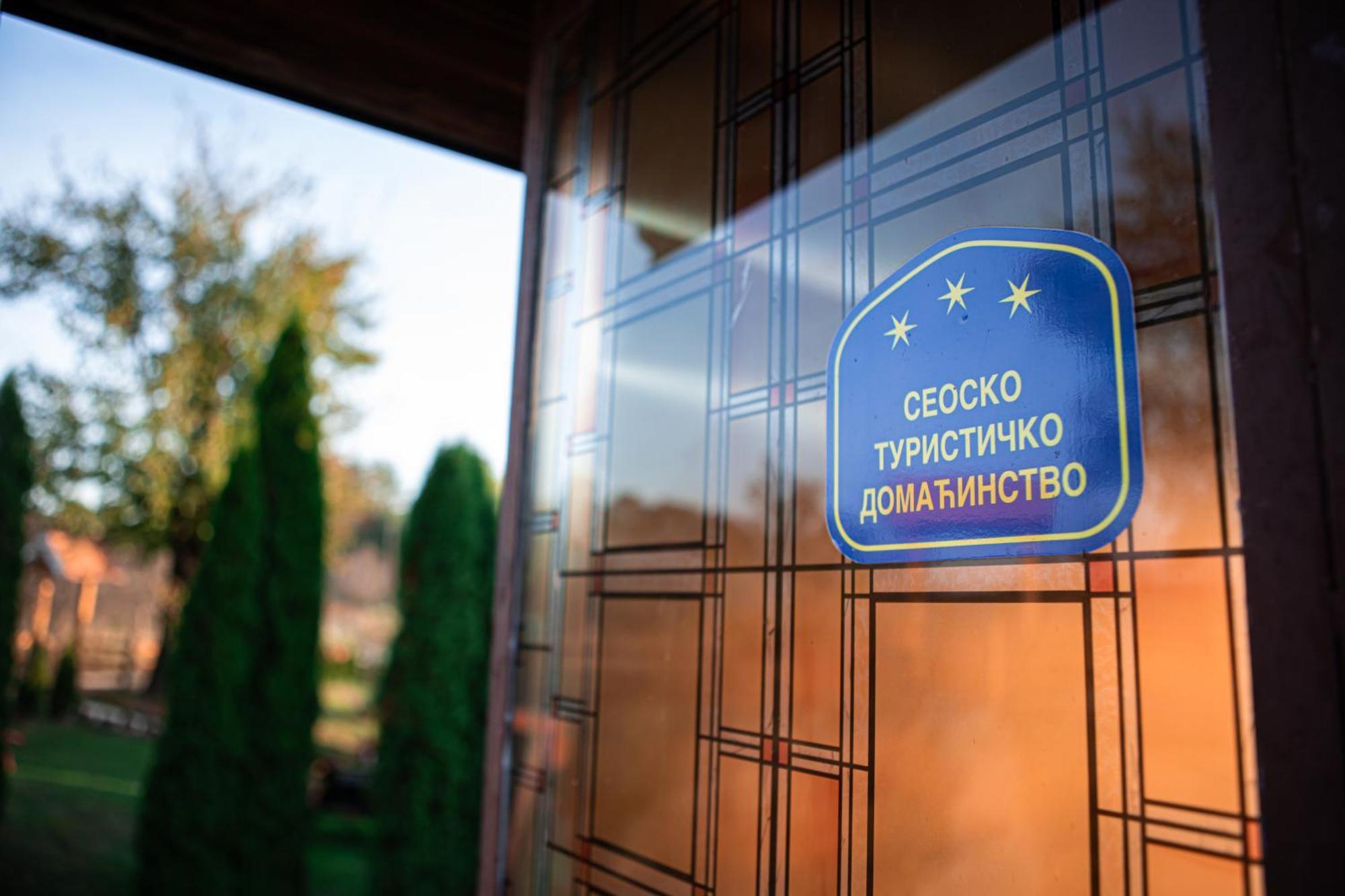 Prenociste Lelic Vila Valjevo Exterior foto